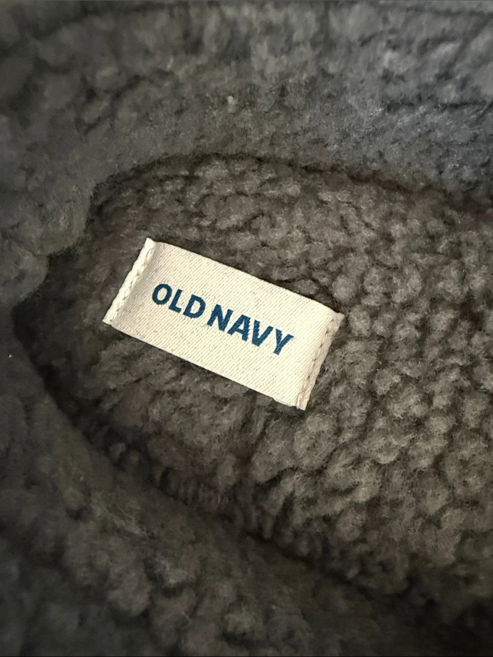 NWT Old Navy Men’s Faux Suede Grey Sherpa Fleece Lined Mocassin Slippers